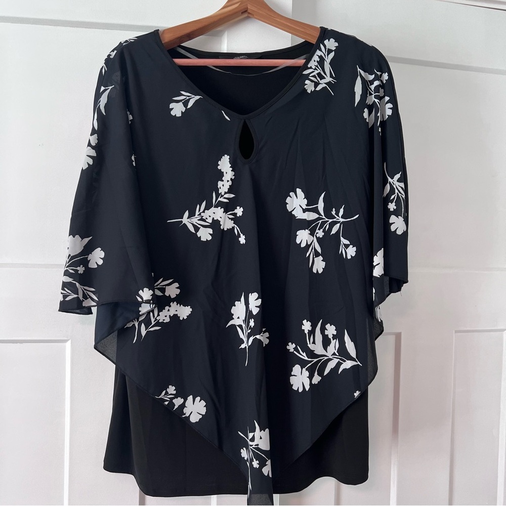 Investments Black and White Floral Blouse, Size 1X